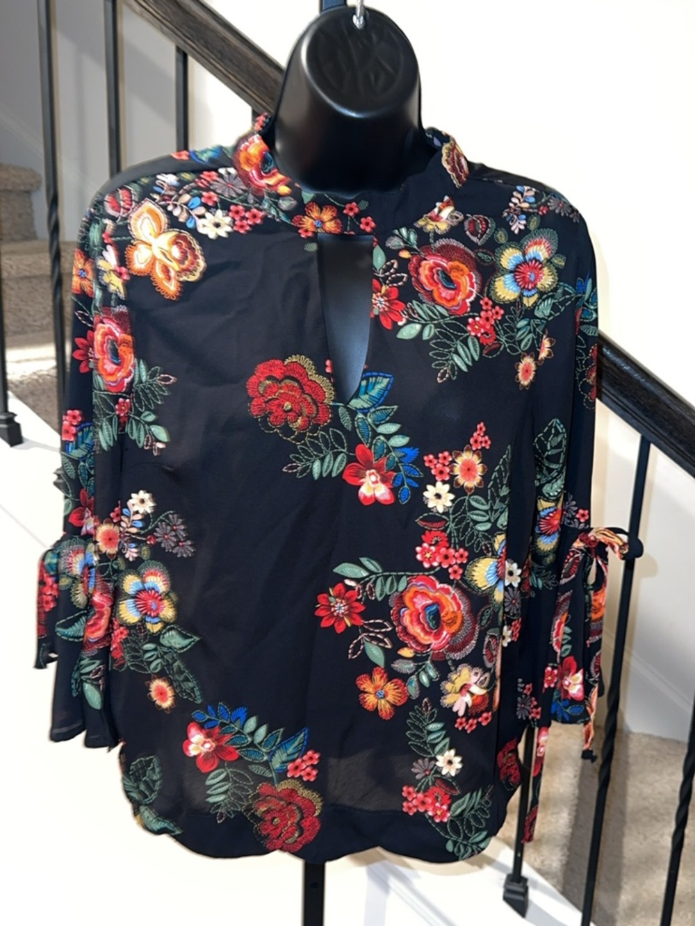 Women's Black Floral Keyhole Tie-Sleeve Blouse